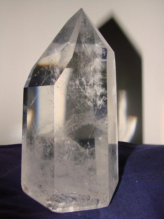 Le cristal maître amène sa force d'inertie et répare les désordres du corps physique